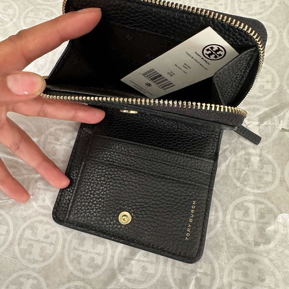 New Tory Burch Thea satchel/crossbody & matching Thea wallet - Picture 6 of 8